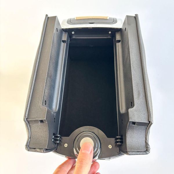 Подлокотник универсальный черный, пепельница, подстаканник, 7 USB Vitol HJ48020B 35/15/16,5см HJ48020B фото